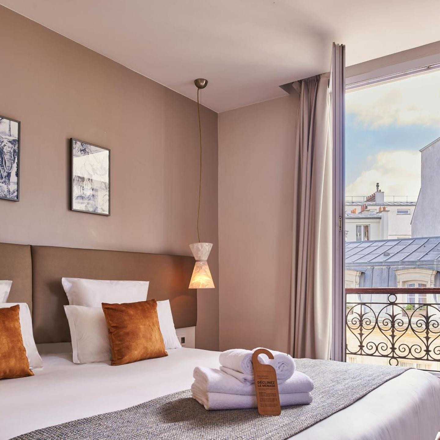 Hotel Magenta 38 by Happyculture