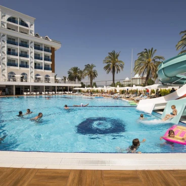 Palm World Side Resort & SPA