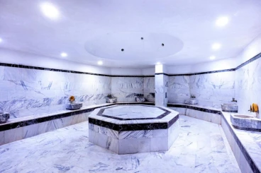 Kandelor Hotel