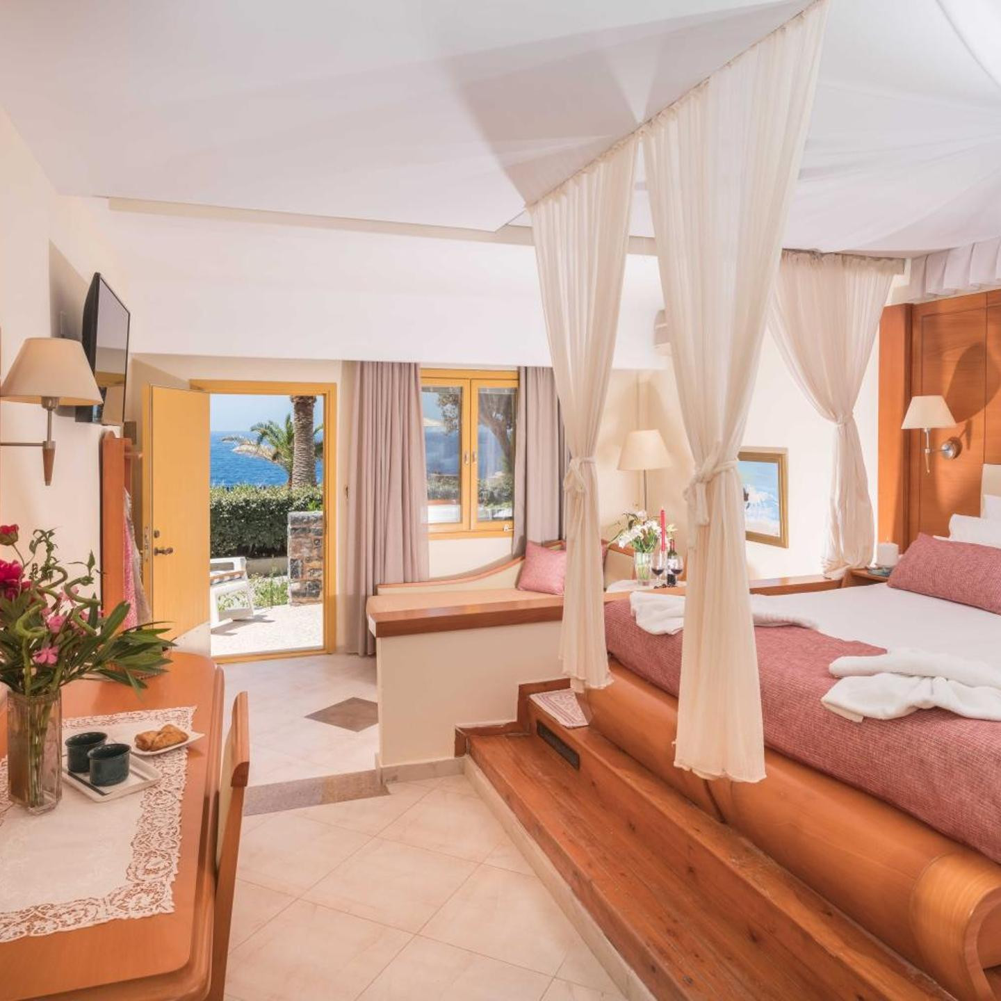 Kalypso Cretan Village Resort & Spa