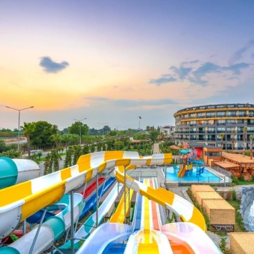 Arnor De Luxe Hotel & Spa