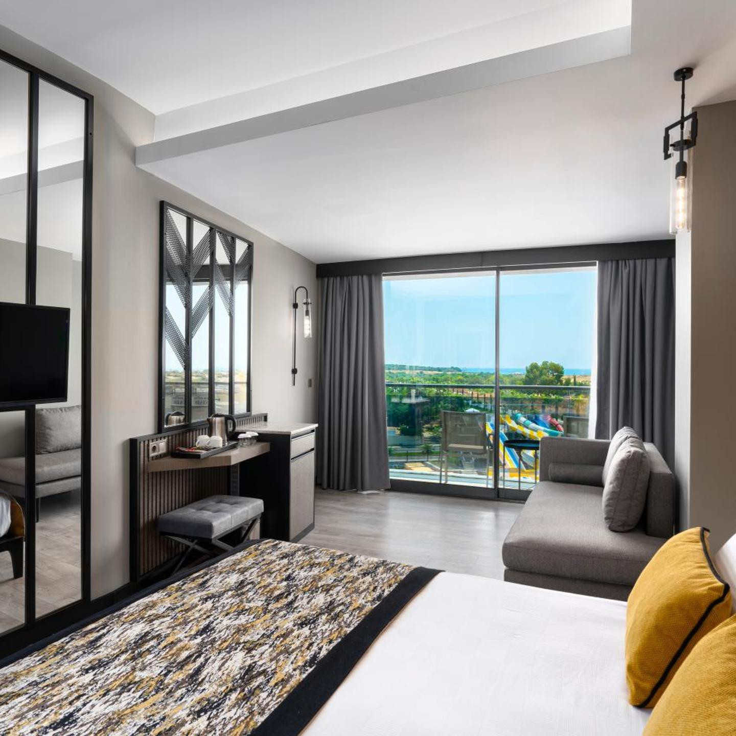 Arnor De Luxe Hotel & Spa