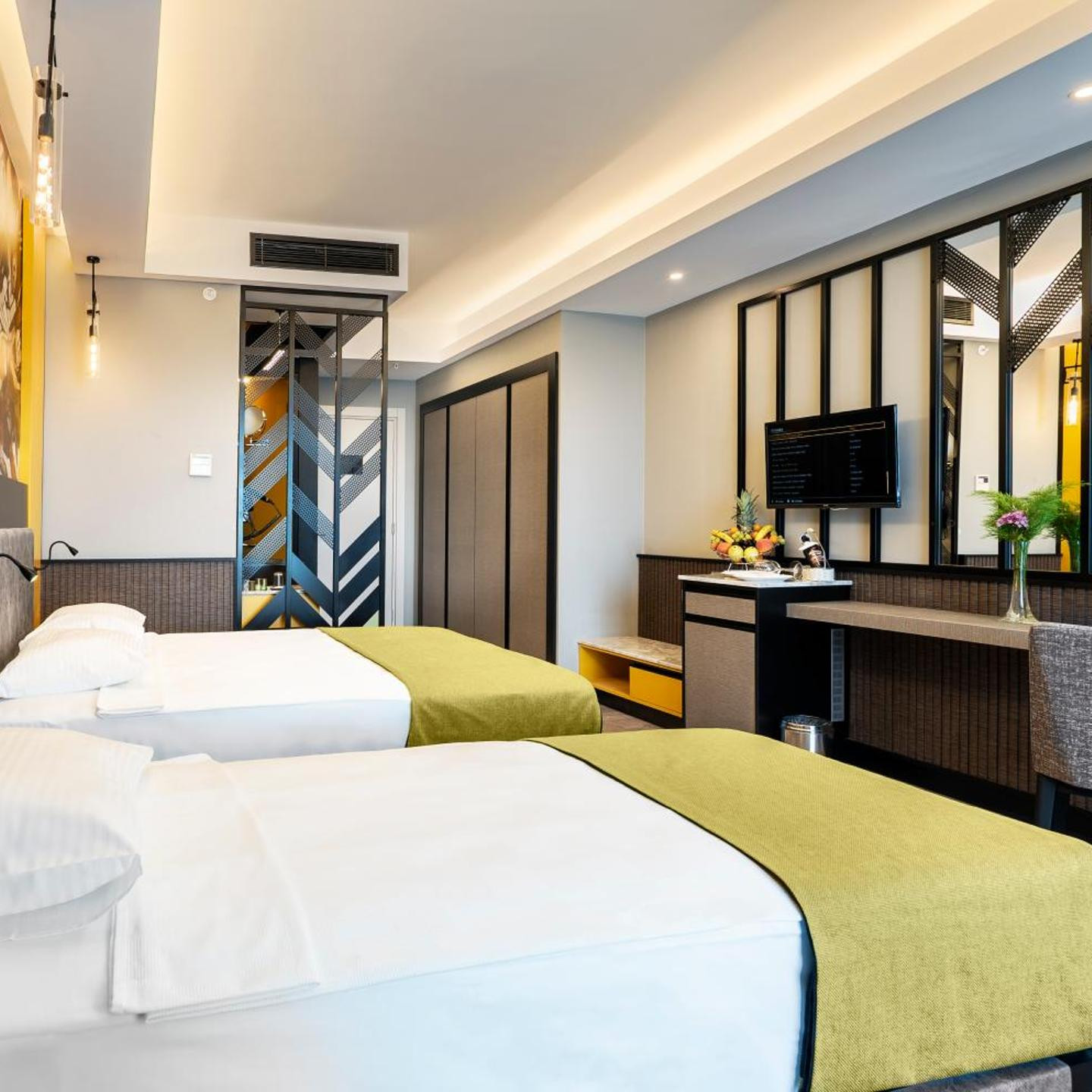 Arnor De Luxe Hotel & Spa