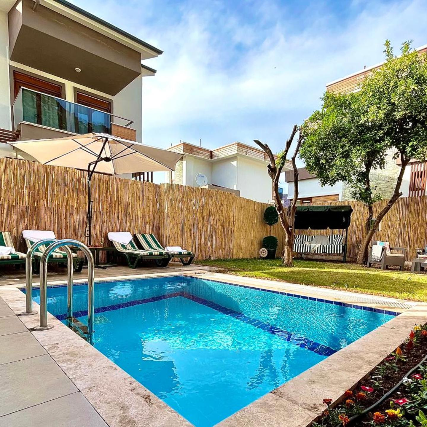 Seaview Grand - VILLA SUNRISE