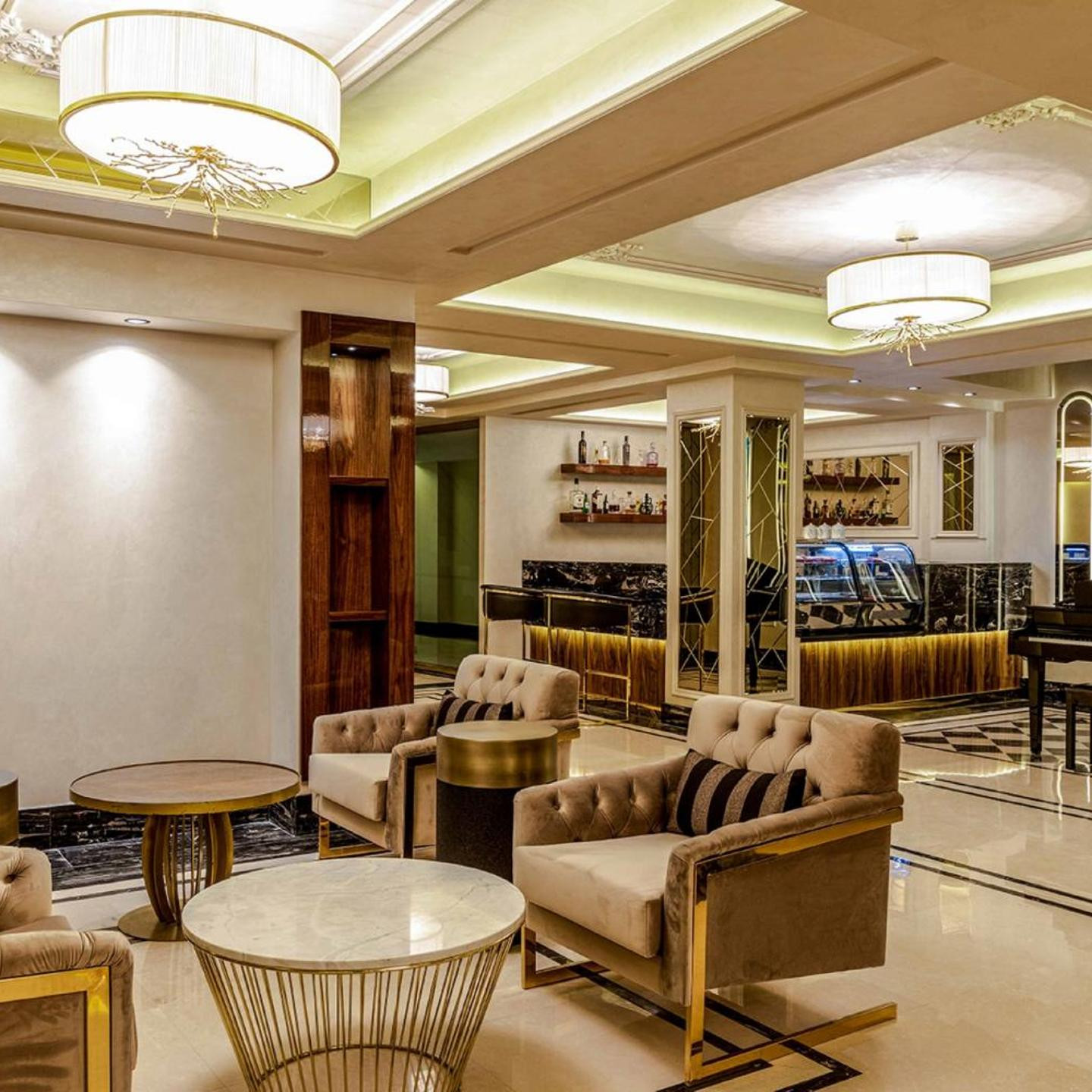 Beethoven Senfoni Hotel