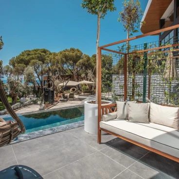 Unique Life Style Hotel