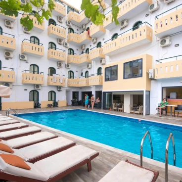 Pela Maria Hotel