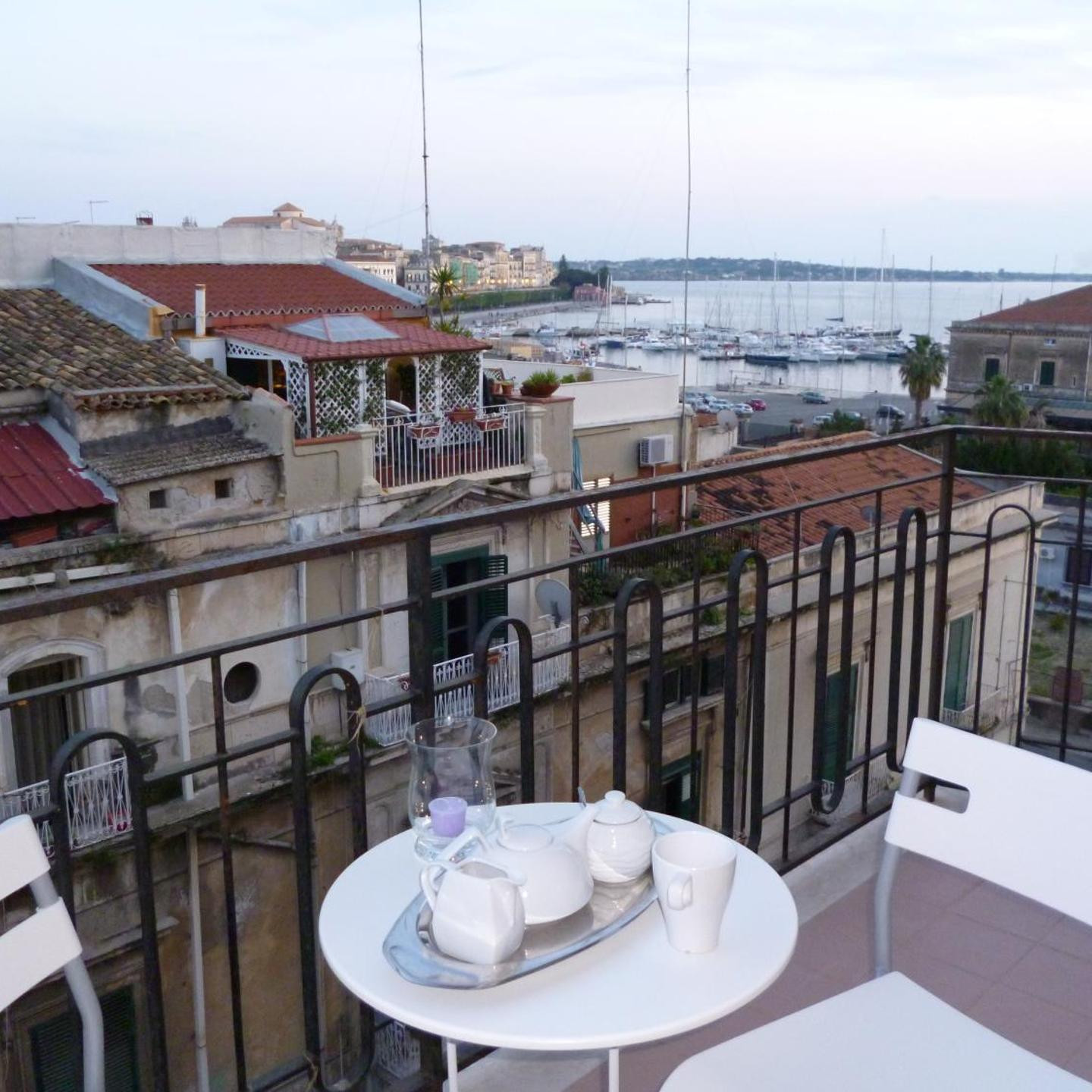 B&B Le Grand Bleu Siracusa - One Hundred Steps From Ortigia -Sea View -