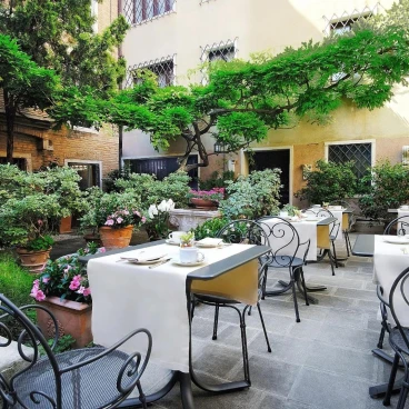 Sina Palazzo Sant'Angelo