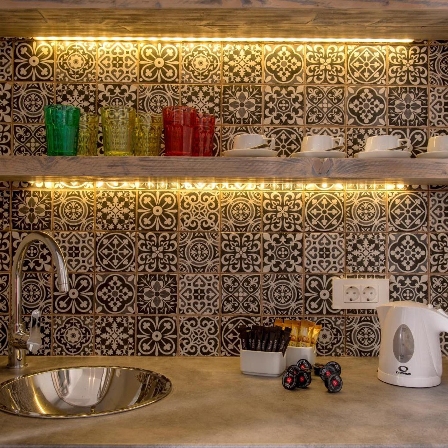 Caldera's Dolphin Suites