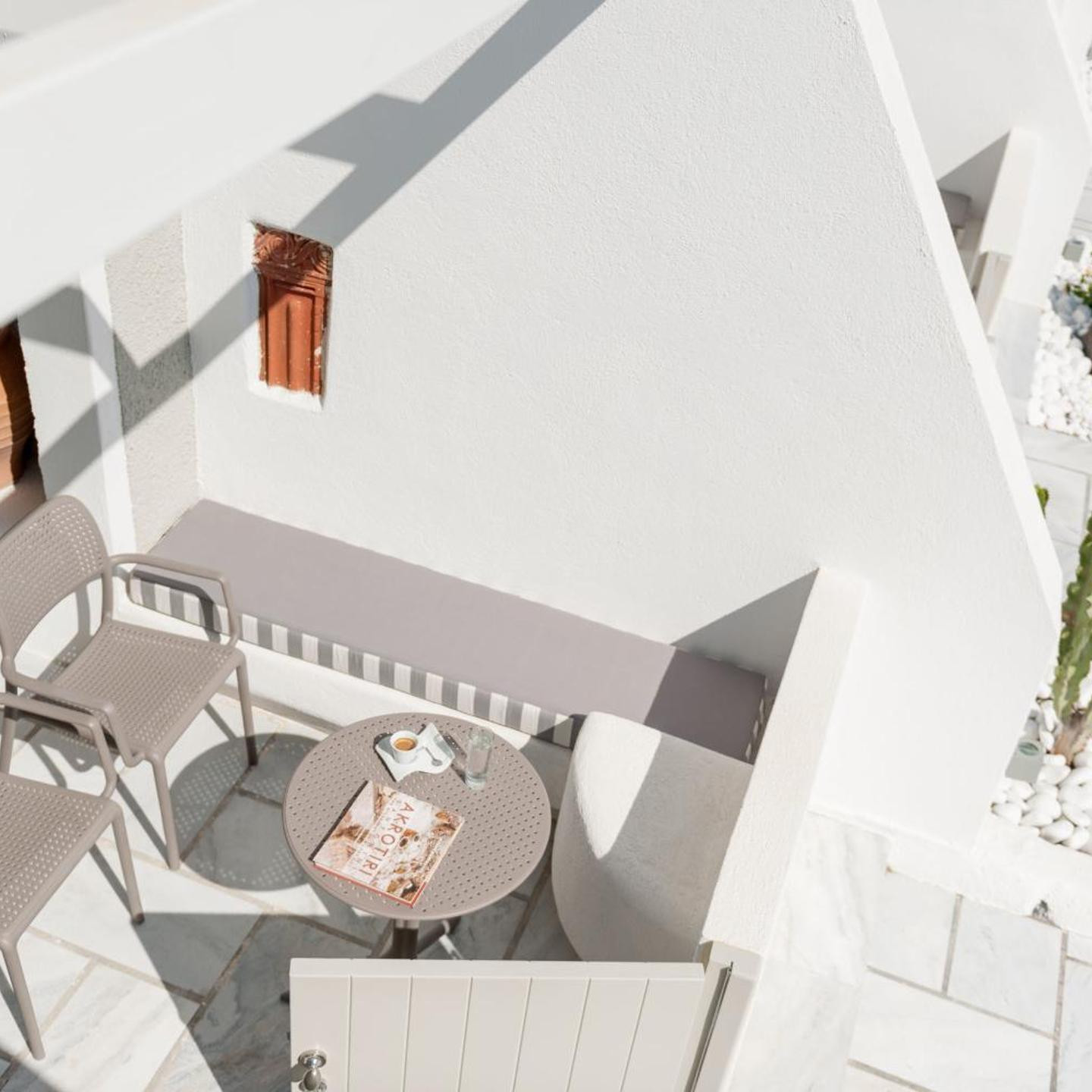 Caldera's Dolphin Suites