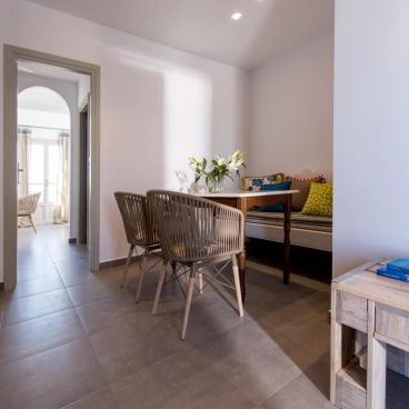 Caldera's Dolphin Suites