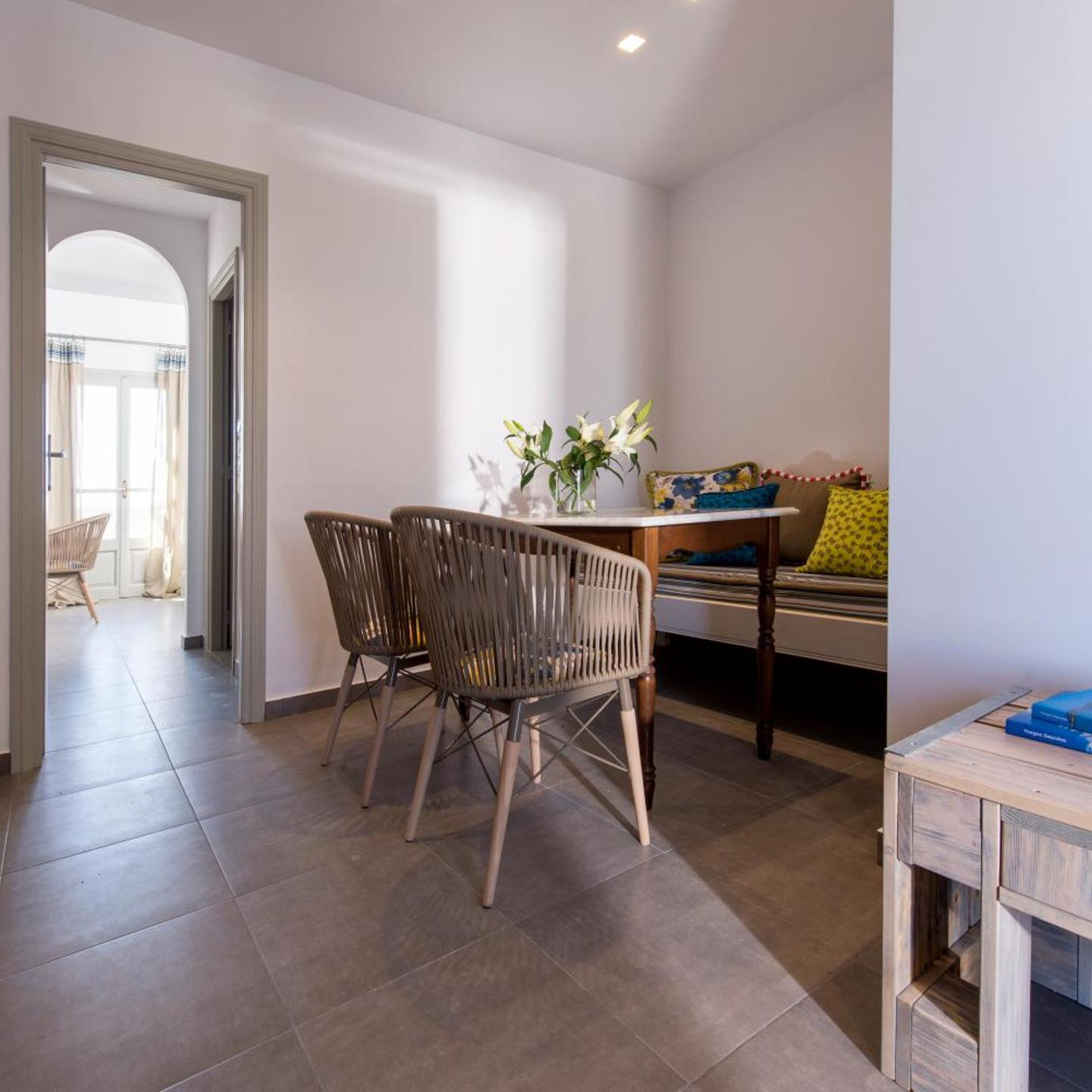 Caldera's Dolphin Suites