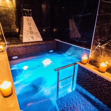 Roma Luxus Hotel