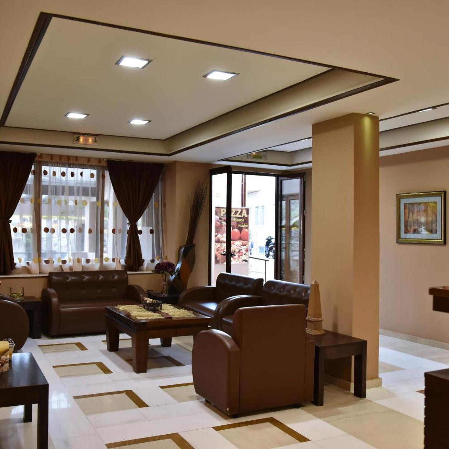 24 Seven Boutique Hotel