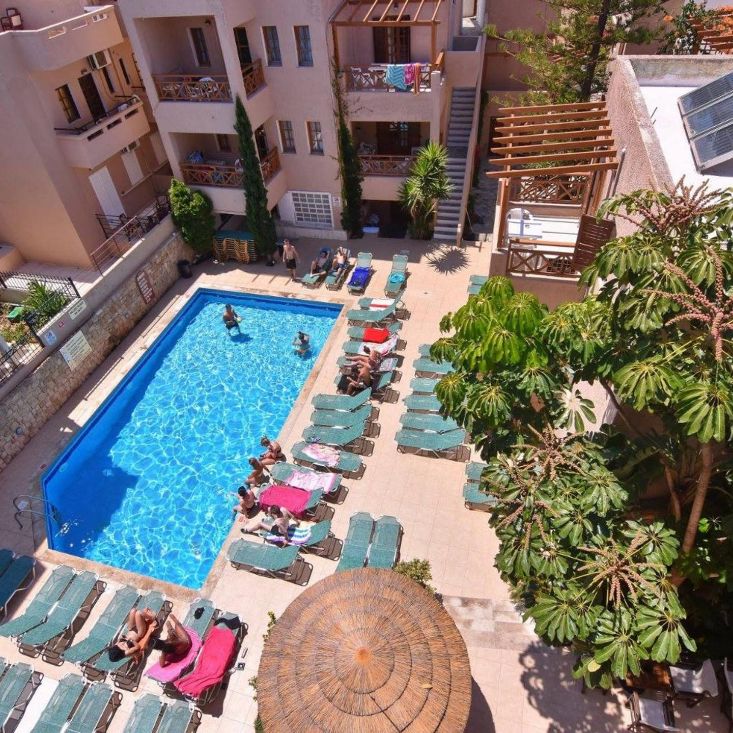 24 Seven Boutique Hotel