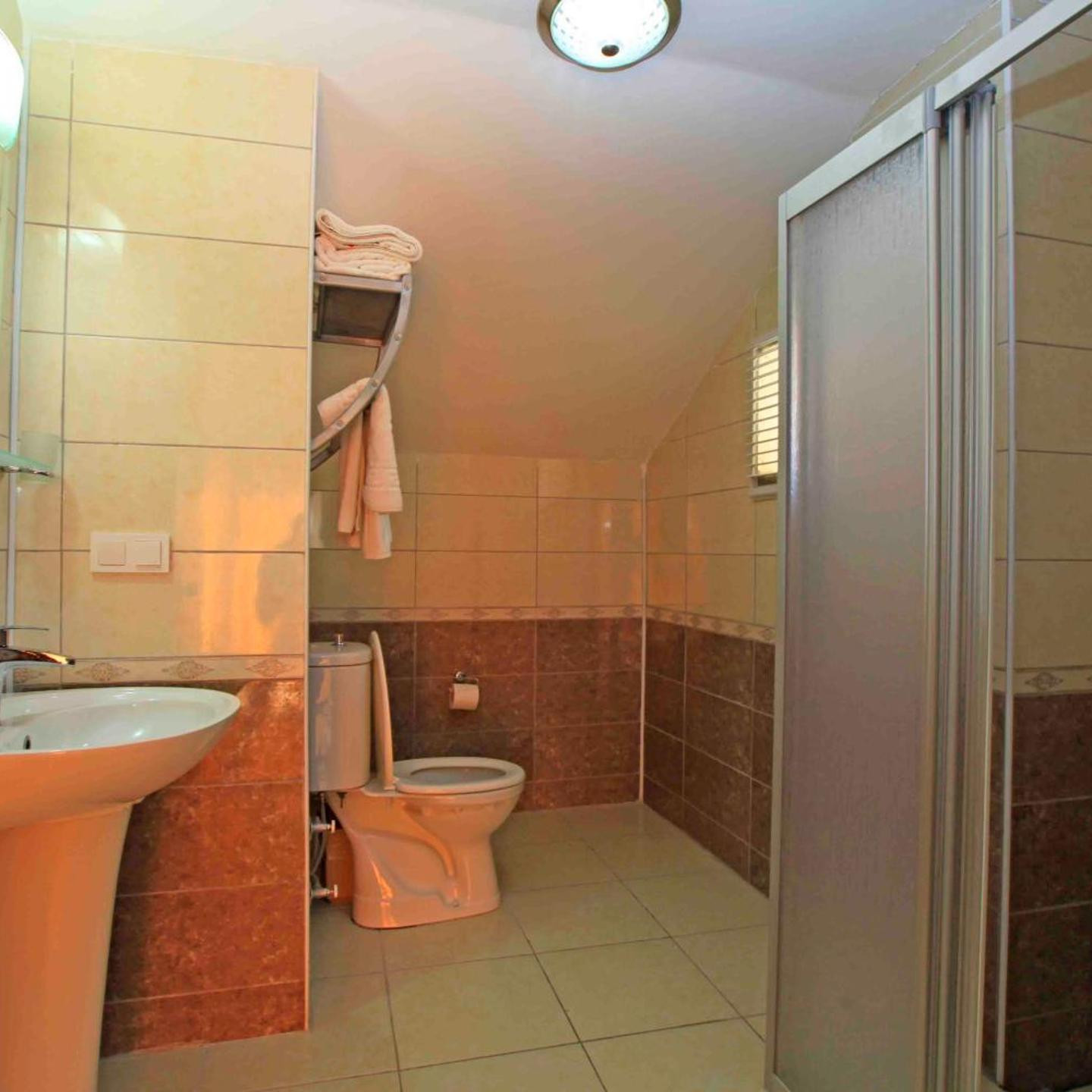 Sunlight Garden Hotel