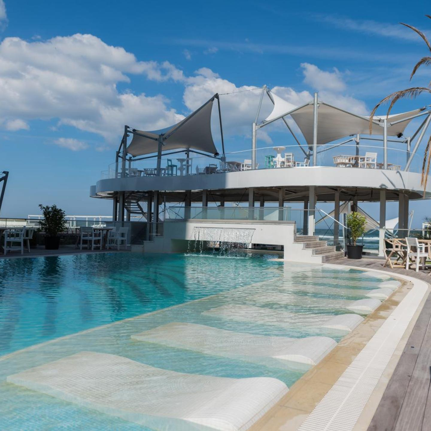 White Tower Mamaia