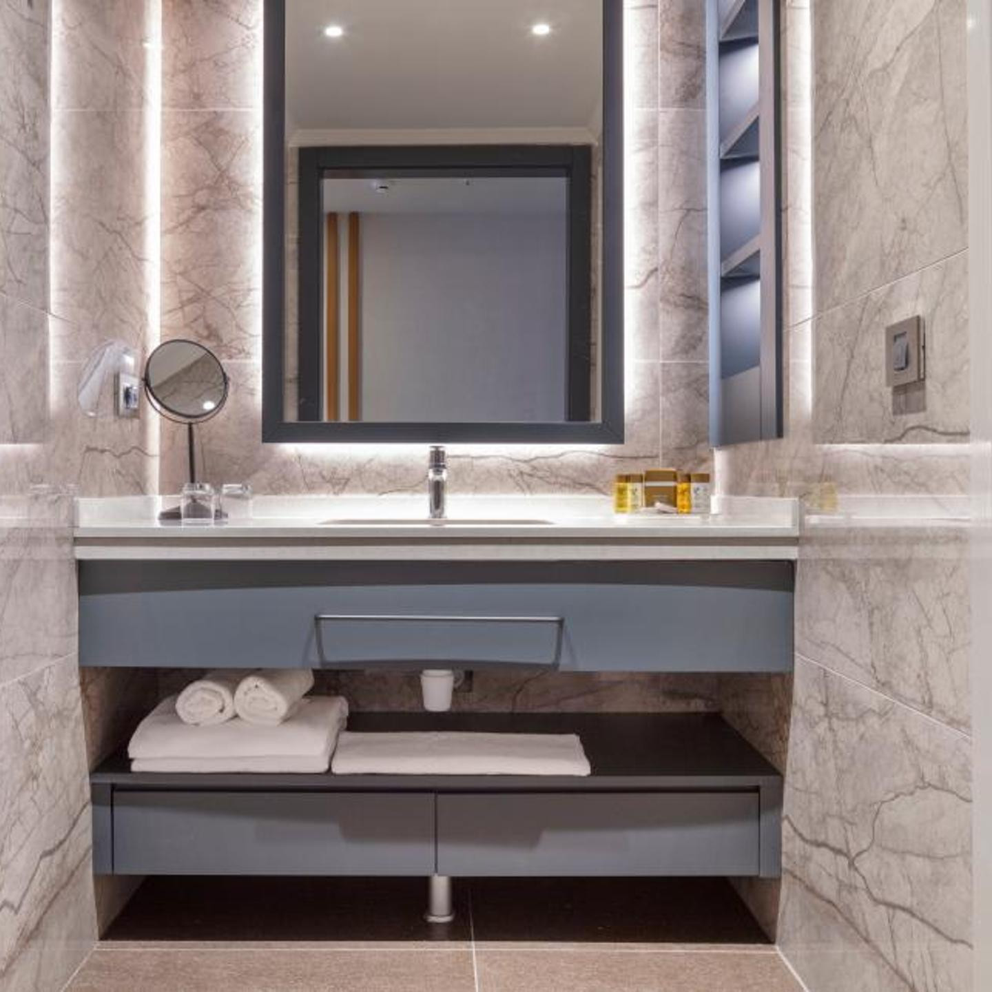 Mylome Luxury Hotel & Resort