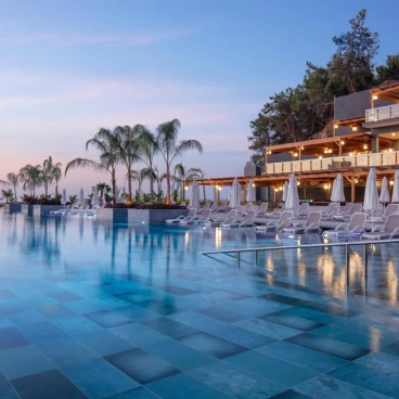 Mylome Luxury Hotel & Resort