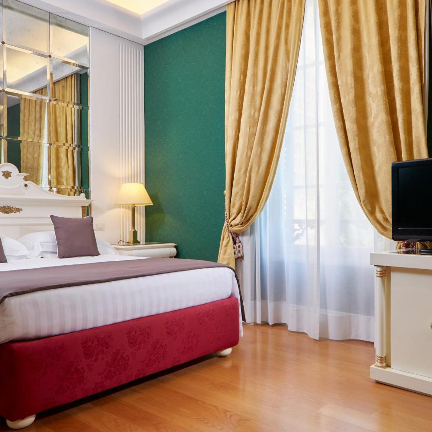 Hotel Regency - Small Luxury Hotels of the World