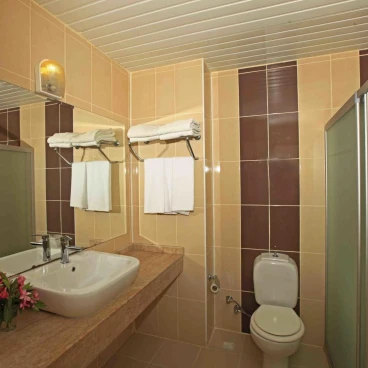 Sun City Apartments & Hotel