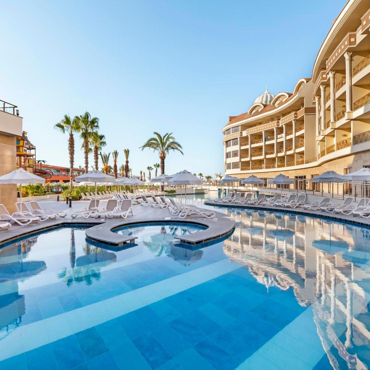 Kirman Belazur Resort&Spa