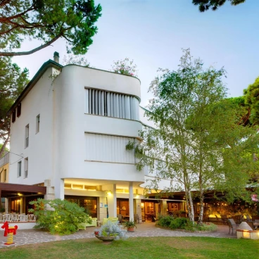 Hotel Columbia