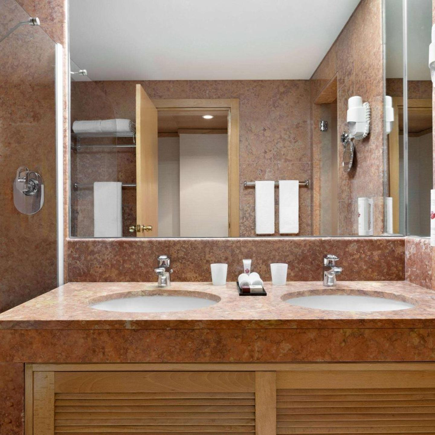 Ramada by Wyndham Lisbon