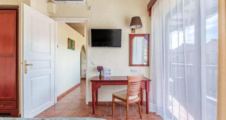 Rigas Hotel Skopelos