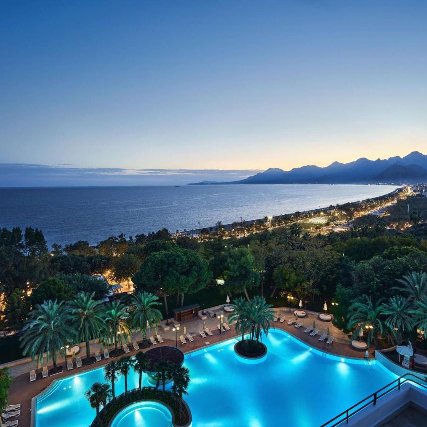 Rixos Downtown Antalya All Inclusive - The Land of Legends Access