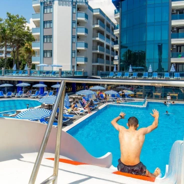 Relax Beach Hotel