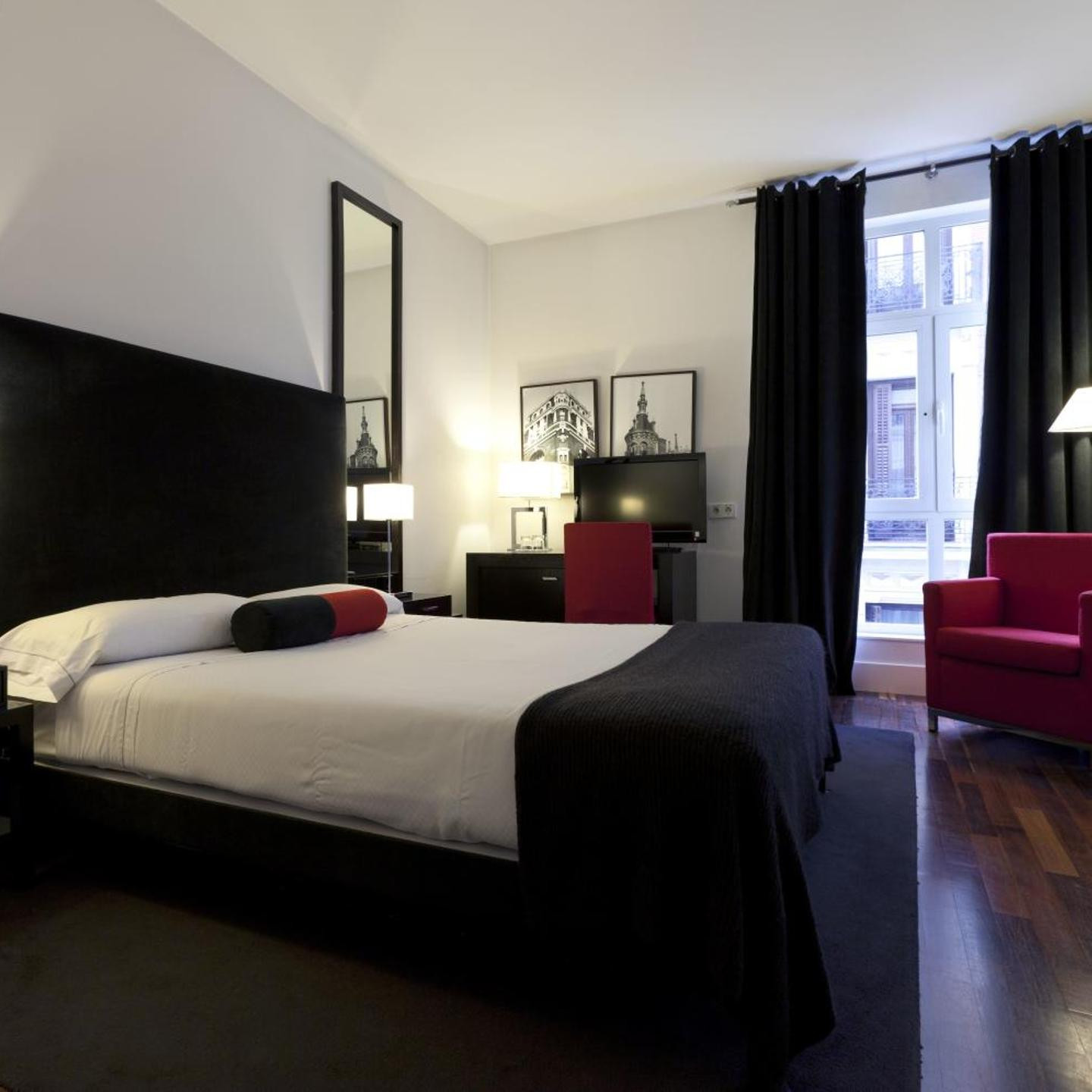 Quatro Puerta del Sol