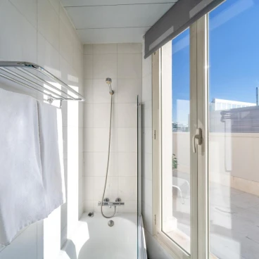 Quatro Puerta del Sol