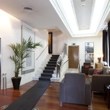 Quatro Puerta del Sol