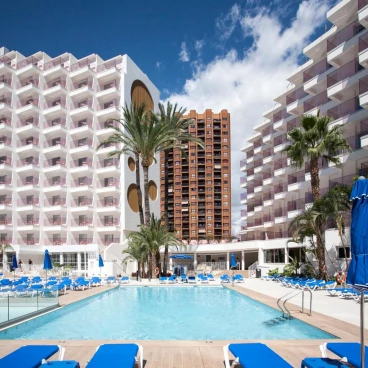 Ambassador Playa II