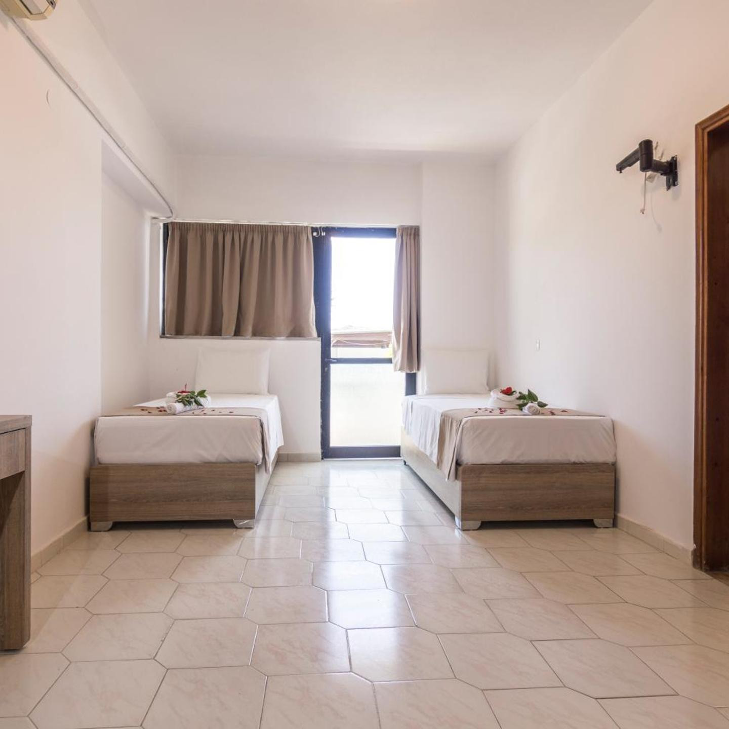 Tivoli Hotel