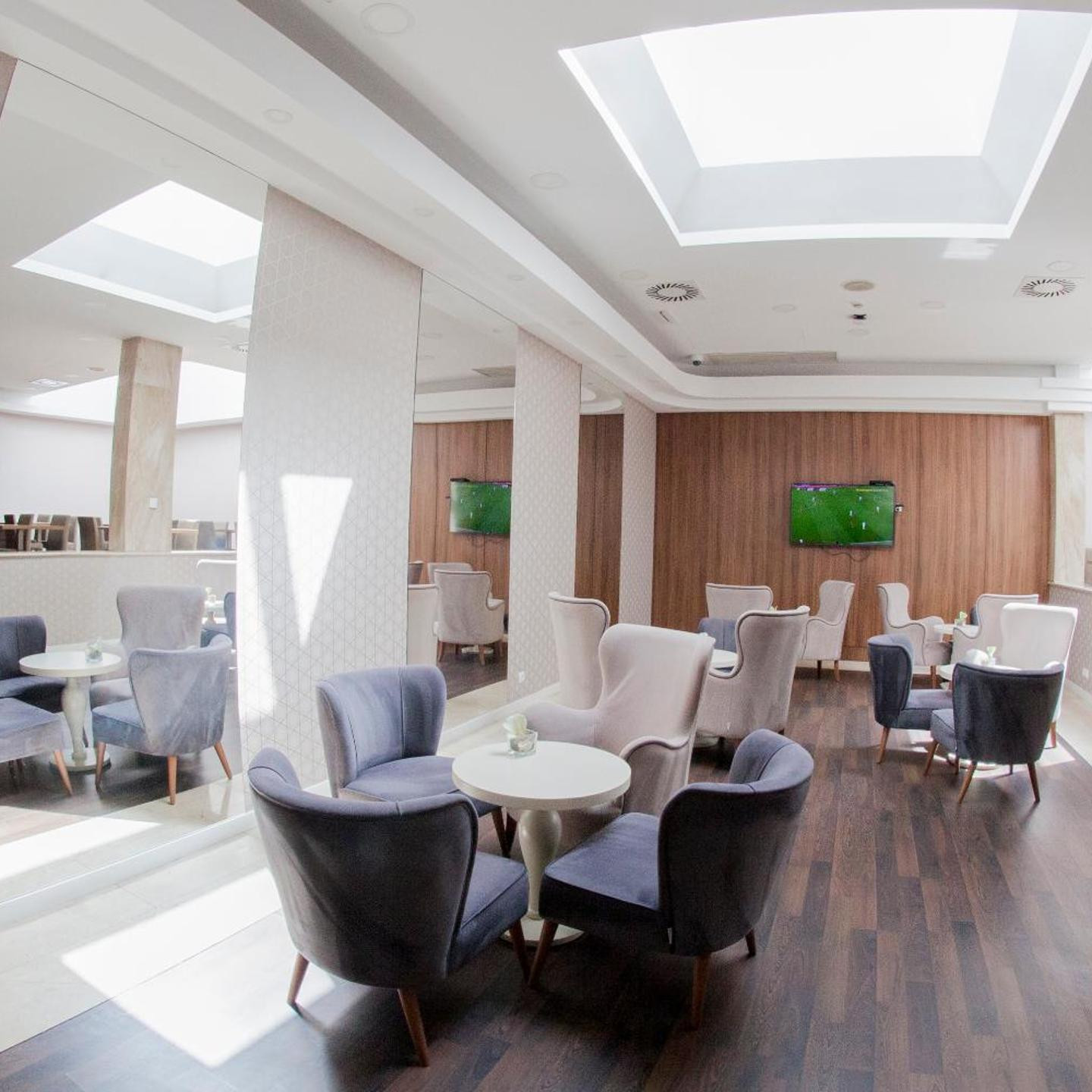 Masa Hotel Almirante