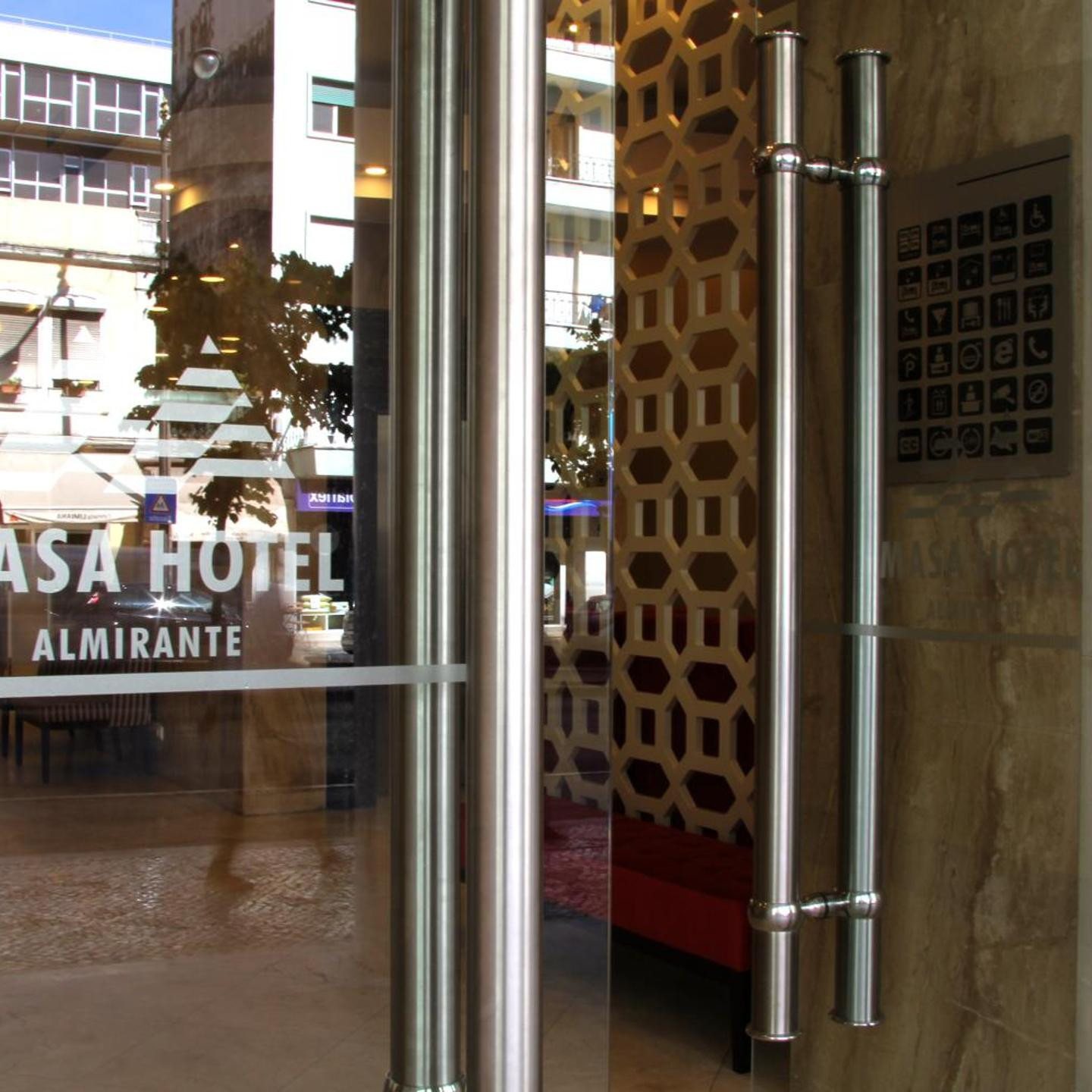 Masa Hotel Almirante