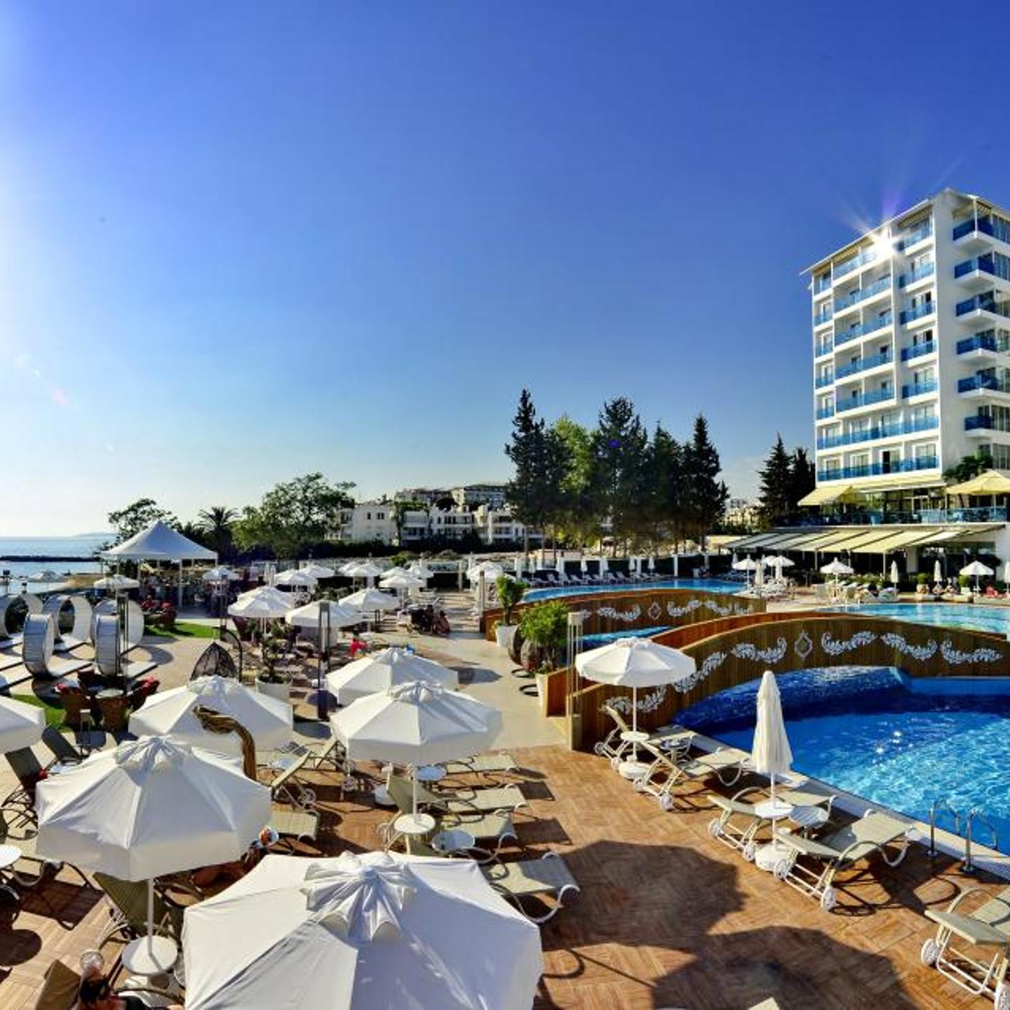 Azura Deluxe Resort & Spa - Ultra All Inclusive