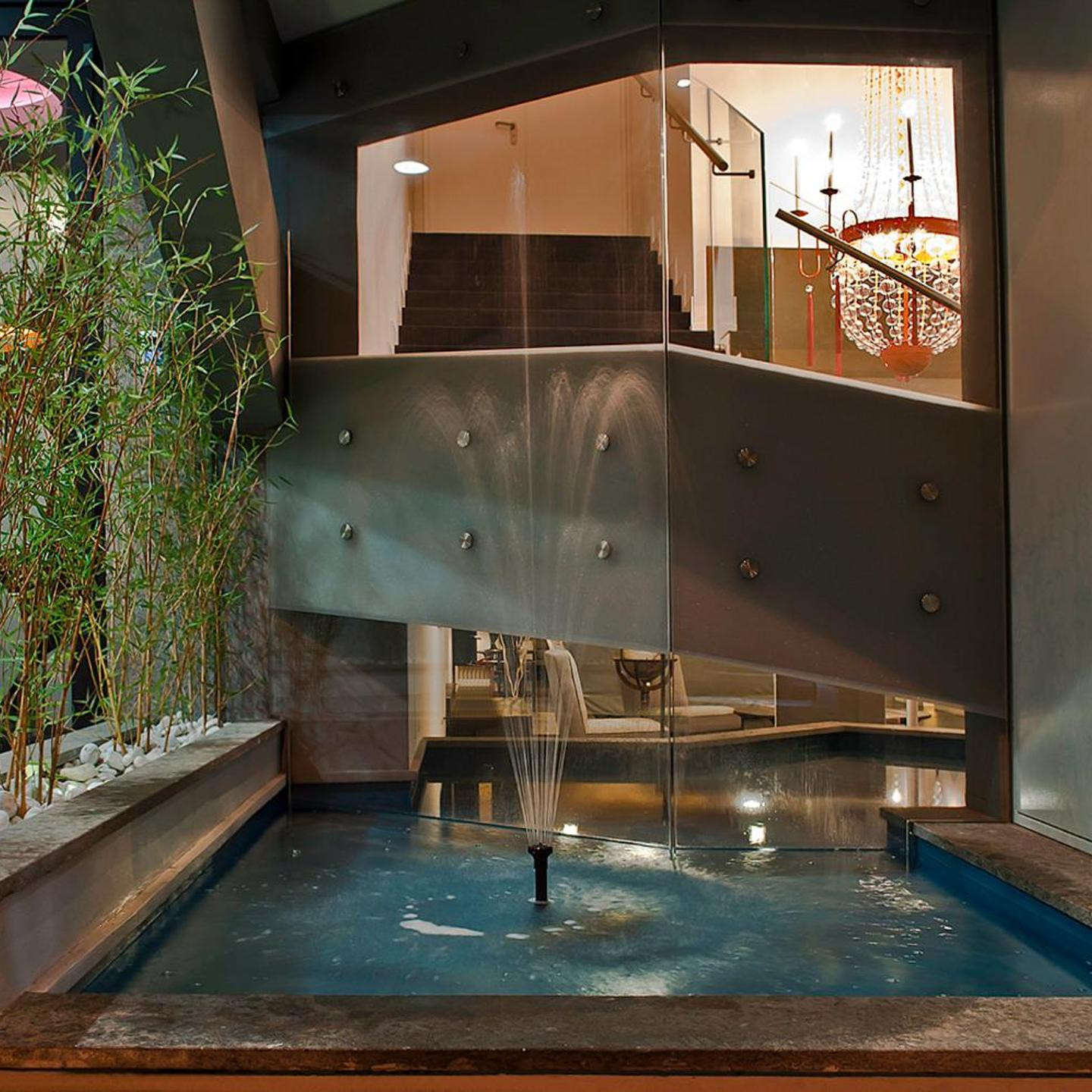 Hotel Caravel