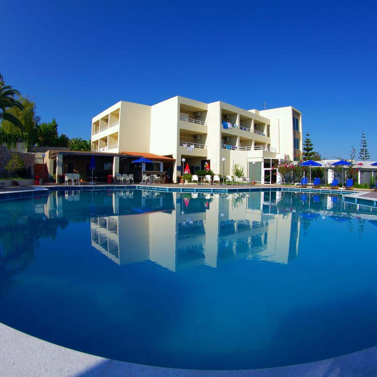 Eleftheria Hotel