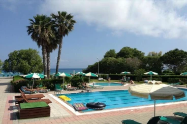 Pylea Beach Hotel