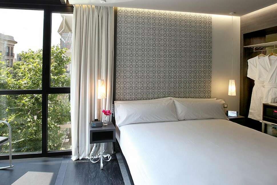 Two Hotel Barcelona by Axel