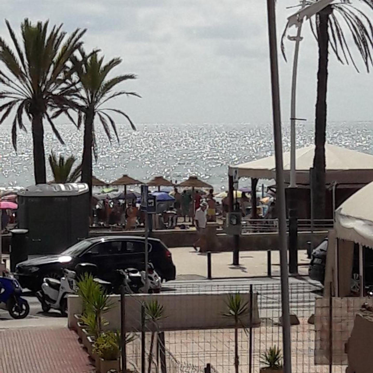 PEÑISCOLA PLAYA al lado del hotel papa Luna