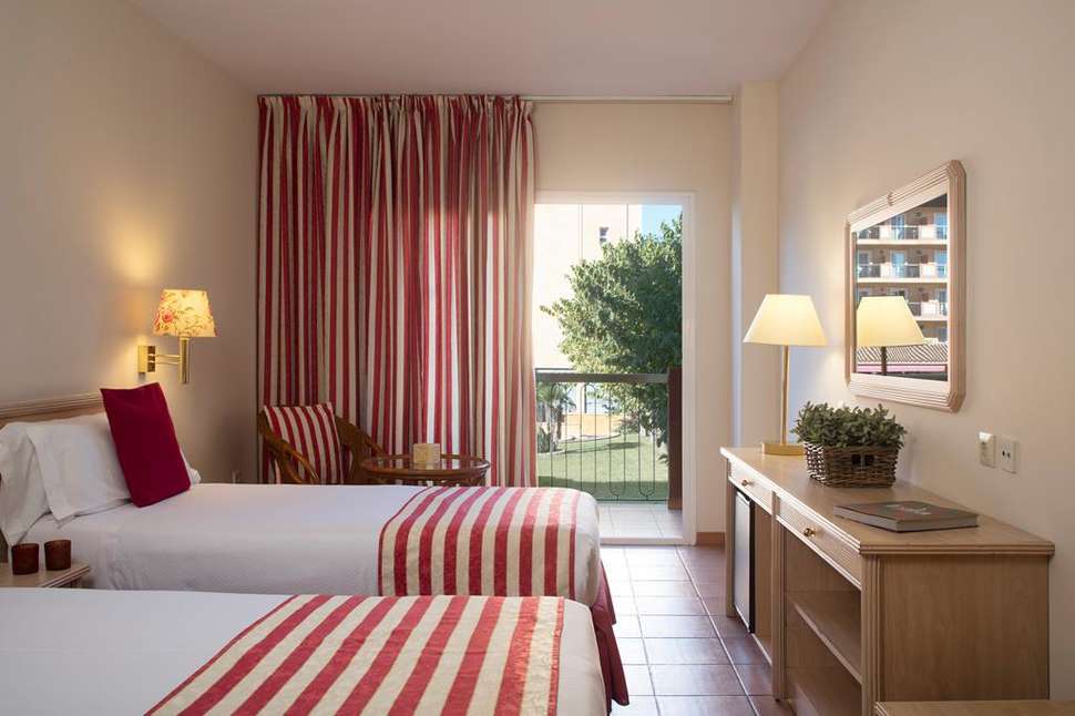 Lunas Resort Yoga & Spa