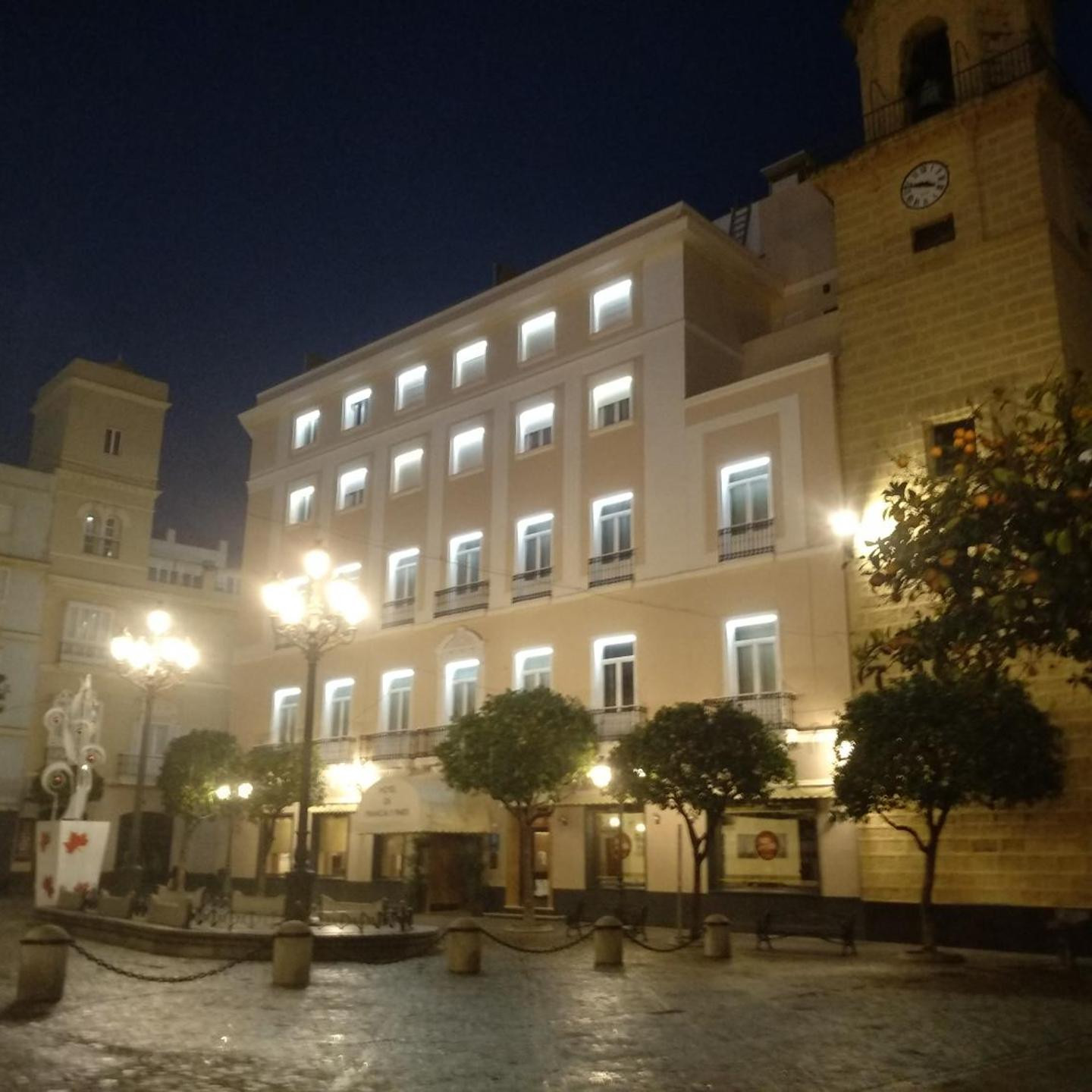 Hotel de Francia y París