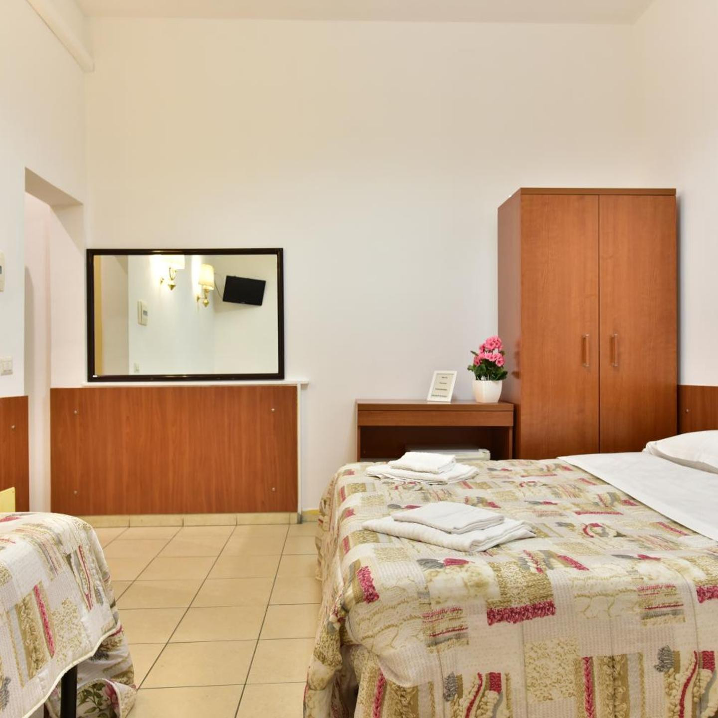 B&B Rome Terminal House