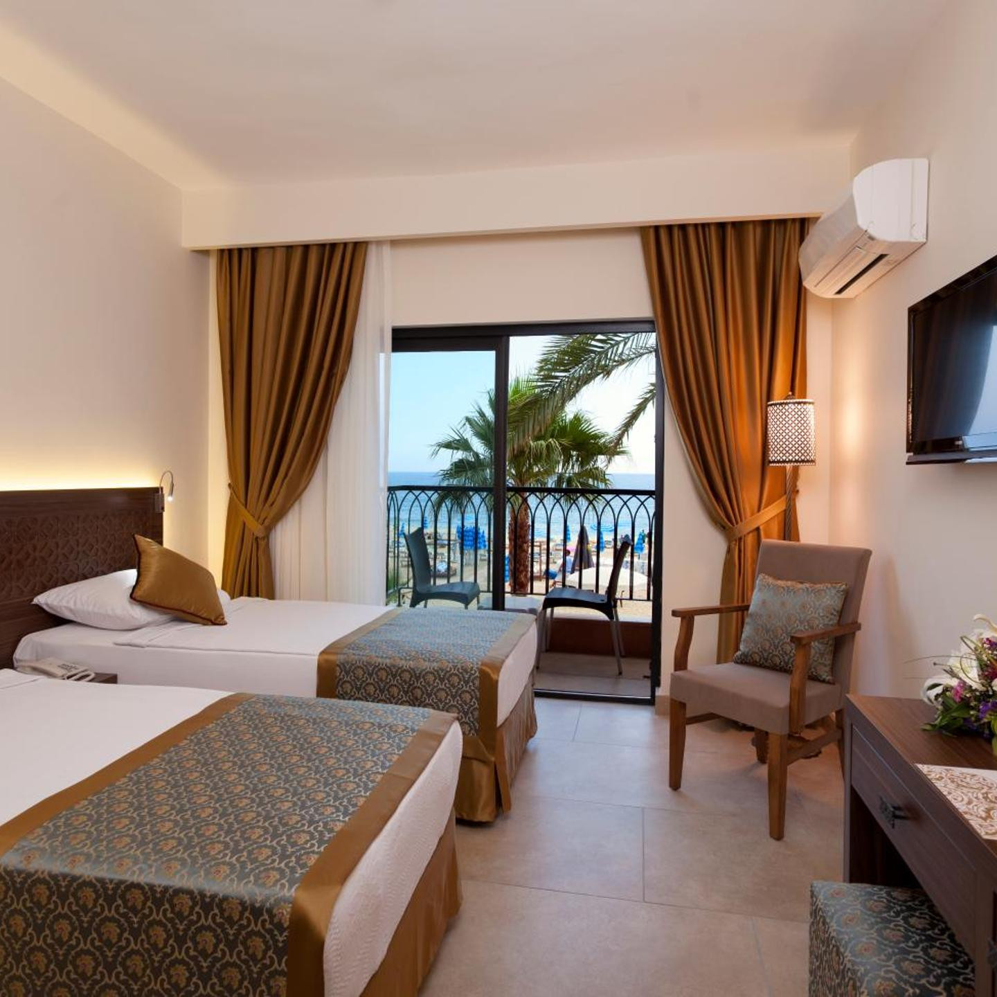 Alaaddin Beach Hotel - Adult Only