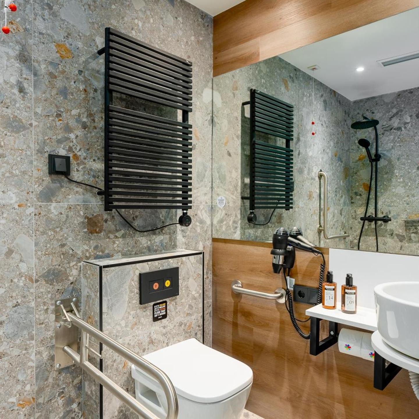 Akeah Hotel Gran Vía Adults Only